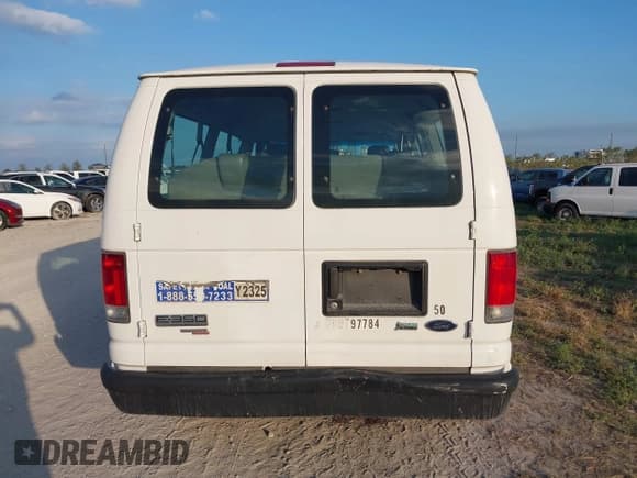 ✅ 2010 Ford Econoline Passenger XL • VIN: 1FBNE3BL9ADA95253 • Lot: 41059800. Listed on IAAI with 156,616 mi. Free auction sales archive from the USA and detailed vehicle history report at DreamBid. Image 16.