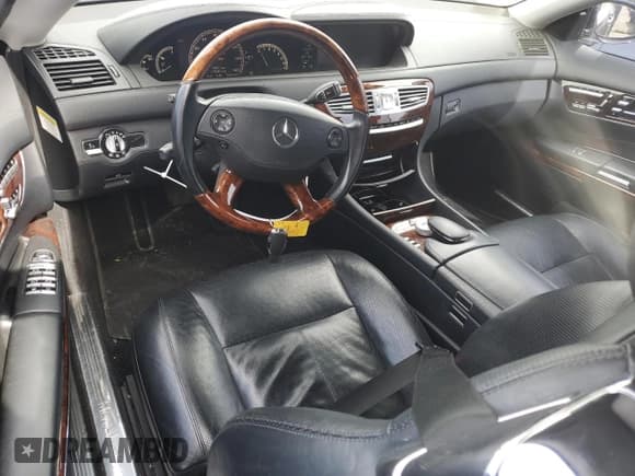 ✅ 2008 Mercedes-Benz CL 550 • VIN: WDDEJ71X38A010864 • Lot: 88063225. Listed on Copart with 175,291 mi. Free auction sales archive from the USA and detailed vehicle history report at DreamBid. Image 8.