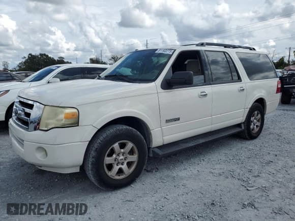 ✅ 2008 Ford Expedition Max SSV • VIN: 1FMFK15538LA75604 • Lot: 81193275. Wystawiony na Copart z przebiegiem 153 748 mil. Bezpłatny archiwum sprzedaży aukcyjnych z USA i szczegółowy raport historii pojazdu na DreamBid. Zdjęcie 1.