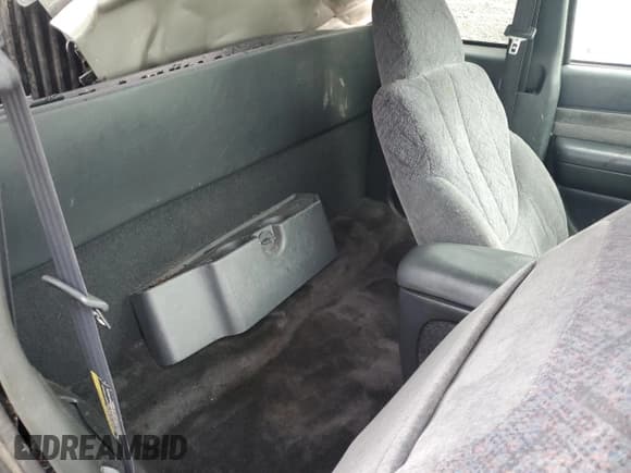 ✅ 2002 GMC Sonoma SLS • VIN: 1GTDT19W028232897 • Lot: 71087885. Wystawiony na Copart z przebiegiem 164 771 mil. Bezpłatny archiwum sprzedaży aukcyjnych z USA i szczegółowy raport historii pojazdu na DreamBid. Zdjęcie 10.