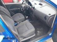 ✅ 2008 Chevrolet Aveo LS • VIN: KL1TD66698B037409 • Lot: 41466523. Wystawiony na IAAI z przebiegiem 174 562 mil. Bezpłatny archiwum sprzedaży aukcyjnych z USA i szczegółowy raport historii pojazdu na DreamBid. Zdjęcie 5.