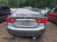 ✅ 2017 Nissan Maxima SV • VIN: 1N4AA6AP5HC387435 • Lot: 42911796. Listed on IAAI with 129,620 mi. Free auction sales archive from the USA and detailed vehicle history report at DreamBid. Image 16.