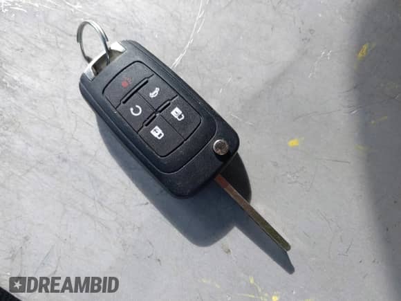 2013 Chevrolet Cruze 1LT z VIN 1G1PC5SB1D7232128, wystawiony jako IAAI lot #40415492 z przebiegiem 159 418 mil mil oraz . Historia ofert i sprzedaży dostępna na DreamBid. Obrazek 11.