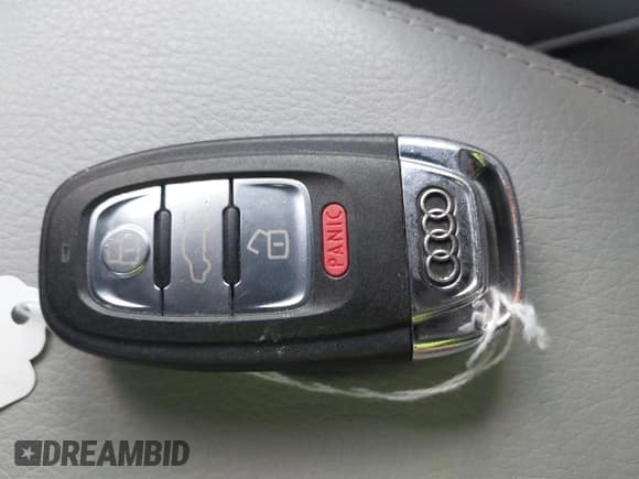 ✅ 2014 Audi A4 Premium Plus • VIN: WAUFFAFL2EA128108 • Lot: 41411890. Listed on IAAI with 22,710 mi. Free auction sales archive from the USA and detailed vehicle history report at DreamBid. Image 11.