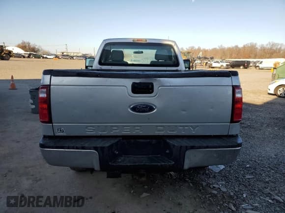 ✅ 2015 Ford F-350 XL • VIN: 1FTRF3BT7FEC67906 • Lot: 80363904. Listed on Copart with 211,327 mi. Free auction sales archive from the USA and detailed vehicle history report at DreamBid. Image 6.