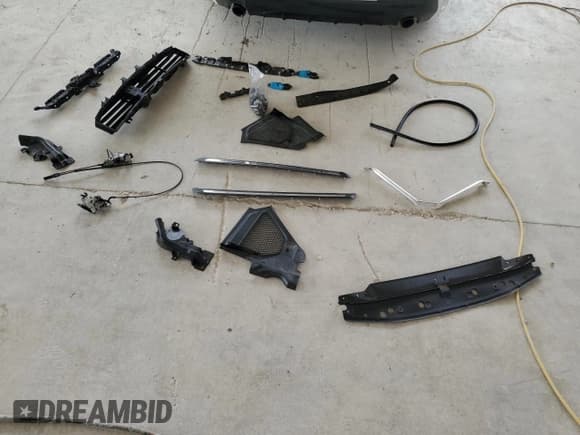 ✅ 2024 BMW 4 Series 430i • VIN: WBA53AP07RCN20570 • Lot: 81751995. Wystawiony na Copart z przebiegiem 32 062 mil. Bezpłatny archiwum sprzedaży aukcyjnych z USA i szczegółowy raport historii pojazdu na DreamBid. Zdjęcie 12.