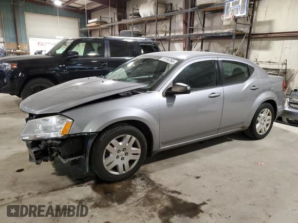 ✅ 2013 Dodge Avenger SE • VIN: 1C3CDZAB7DN616118 • Лот: 74194764. Опубликован ранее на Copart с пробегом 83 552 миль. Бесплатный доступ к архиву аукционных продаж из США и подробный отчёт об истории автомобиля на DreamBid. Изображение 1.