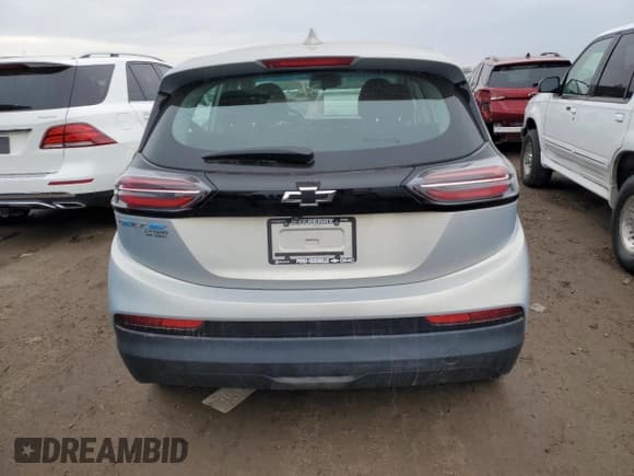 ✅ 2022 Chevrolet Bolt EV 1LT • VIN: 1G1FW6S09N4102267 • Lot: 50403955. Wystawiony na Copart z przebiegiem 16 837 mil. Bezpłatny archiwum sprzedaży aukcyjnych z USA i szczegółowy raport historii pojazdu na DreamBid. Zdjęcie 6.