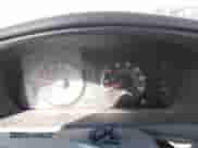 2005 Hyundai Elantra GLS z VIN KMHDN46D45U008974, wystawiony jako IAAI lot #43353852 z przebiegiem 214 859 mil mil oraz . Historia ofert i sprzedaży dostępna na DreamBid. Obrazek 7.