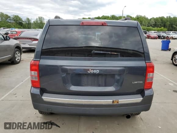 ✅ 2014 Jeep Patriot Limited • VIN: 1C4NJPCB9ED900811 • Лот: 58061115. Опубликован ранее на Copart с пробегом 230 415 миль. Бесплатный доступ к архиву аукционных продаж из США и подробный отчёт об истории автомобиля на DreamBid. Изображение 6.