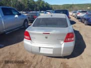 ✅ 2010 Dodge Avenger SXT • VIN: 1B3CC4FB8AN140579 • Лот: 40842767. Опубликован ранее на IAAI с пробегом 158 392 миль. Бесплатный доступ к архиву аукционных продаж из США и подробный отчёт об истории автомобиля на DreamBid. Изображение 16.