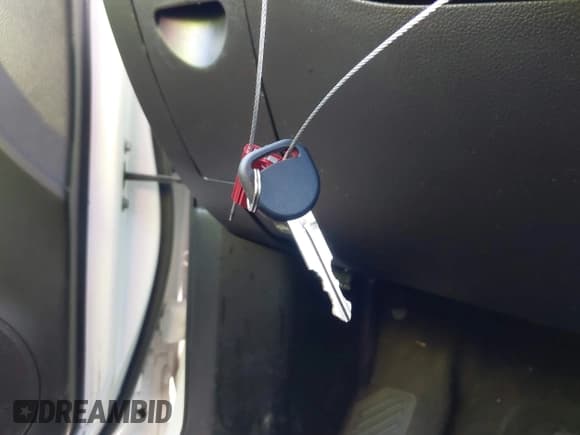 ✅ 2014 Chevrolet Captiva Sport LT • VIN: 3GNAL3EK6ES652197 • Lot: 42450352. Wystawiony na IAAI z przebiegiem 110 723 mil. Bezpłatny archiwum sprzedaży aukcyjnych z USA i szczegółowy raport historii pojazdu na DreamBid. Zdjęcie 11.