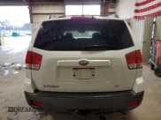 ✅ 2009 Kia Borrego LX • VIN: KNDJH741495017263 • Lot: 86378254. Listed on Copart with 175,487 mi. Free auction sales archive from the USA and detailed vehicle history report at DreamBid. Image 6.