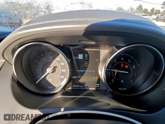 ✅ 2020 Jaguar E-Pace • VIN: SADFK2FXXL1008470 • Лот: 94716525. Опубликован ранее на Copart с пробегом 76 537 миль. Бесплатный доступ к архиву аукционных продаж из США и подробный отчёт об истории автомобиля на DreamBid. Изображение 9.