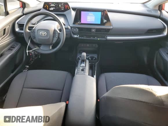 2025 Toyota Prius LE with VIN JTDACAAU6S3050745, listed as a Copart auction lot 81862405 with 2,902 mi miles and Salvage title. Bid and sale history available at DreamBid. Image 8.