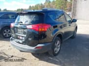 ✅ 2015 Toyota RAV4 XLE • VIN: 2T3RFREV1FW366164 • Lot: 43641723. Wystawiony na IAAI z przebiegiem 111 777 mil. Bezpłatny archiwum sprzedaży aukcyjnych z USA i szczegółowy raport historii pojazdu na DreamBid. Zdjęcie 4.