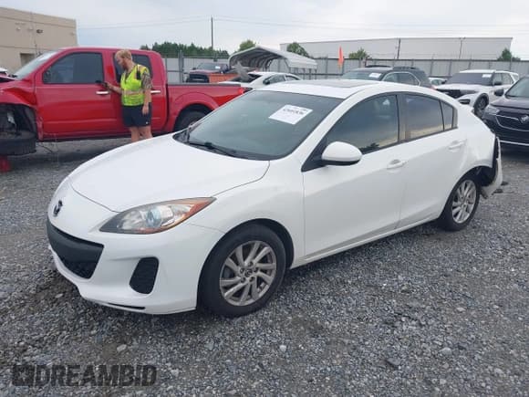 ✅ 2013 Mazda 3 i Grand Touring • VIN: JM1BL1W79D1726420 • Lot: 42601836. Wystawiony na IAAI z przebiegiem 160 006 mil. Bezpłatny archiwum sprzedaży aukcyjnych z USA i szczegółowy raport historii pojazdu na DreamBid. Zdjęcie 2.