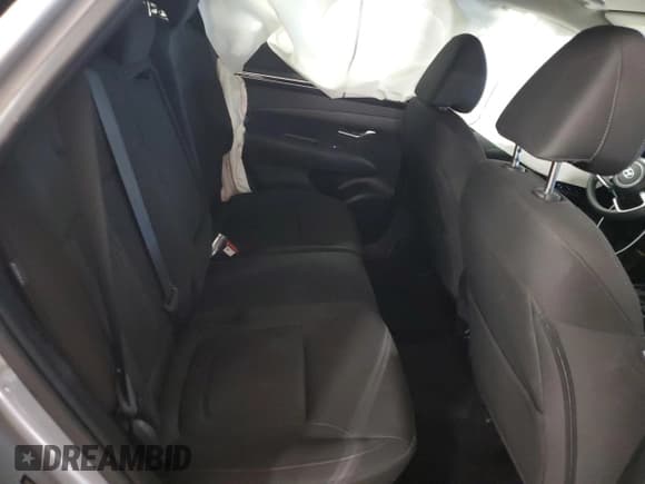 ✅ 2024 Hyundai Tucson SEL • VIN: 5NMJBCDEXRH402997 • Lot: 79607094. Wystawiony na Copart z przebiegiem 18 332 mil. Bezpłatny archiwum sprzedaży aukcyjnych z USA i szczegółowy raport historii pojazdu na DreamBid. Zdjęcie 11.