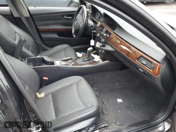 ✅ 2011 BMW 3 Series 328i xDrive • VIN: WBAPK5G57BNN79689 • Lot: 43019414. Listed on IAAI with 159,335 mi. Free auction sales archive from the USA and detailed vehicle history report at DreamBid. Image 5.