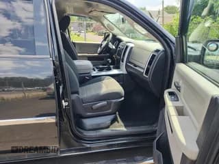 ✅ 2010 Dodge 1500 SLT • VIN: 1D7RV1CT2AS191467 • Lot: 62961305. Wystawiony na Copart z przebiegiem 175 434 mil. Bezpłatny archiwum sprzedaży aukcyjnych z USA i szczegółowy raport historii pojazdu na DreamBid. Zdjęcie 5.