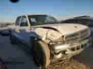 2004 Dodge Dakota SLT z VIN 1D7HG48N24S597531, wystawiony jako Copart lot #75362604 z przebiegiem 147 191 mil mil oraz Szkoda całkowita • Salvage title. Historia ofert i sprzedaży dostępna na DreamBid. Obrazek 4.