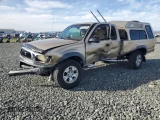 ✅ 2004 Toyota Tacoma PreRunner • VIN: 5TESM92N74Z364593 • Lot: 91911135. Wystawiony na Copart z przebiegiem 99 890 mil. Bezpłatny archiwum sprzedaży aukcyjnych z USA i szczegółowy raport historii pojazdu na DreamBid. Zdjęcie 1.