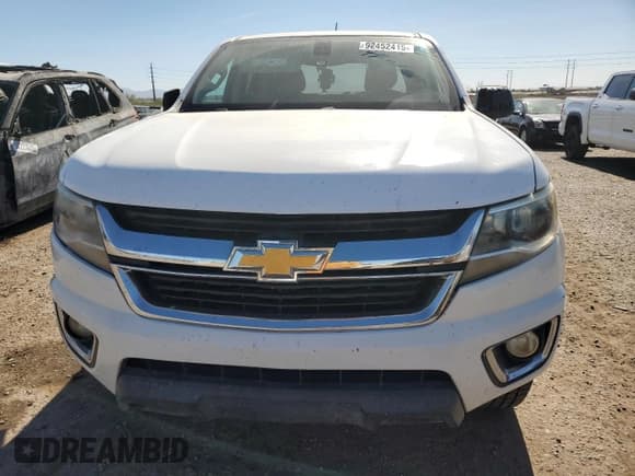 ✅ 2018 Chevrolet Colorado 2WD Work Truck • VIN: 1GCGSBEN1J1182361 • Lot: 92452415. Wystawiony na Copart z przebiegiem 207 146 mil. Bezpłatny archiwum sprzedaży aukcyjnych z USA i szczegółowy raport historii pojazdu na DreamBid. Zdjęcie 5.