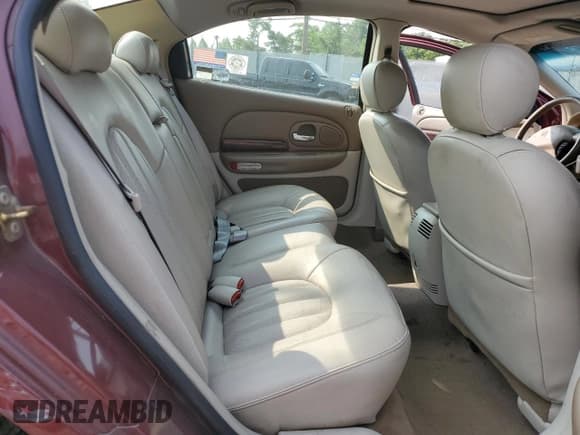 ✅ 2000 Chrysler 300M M • VIN: 2C3HE66GXYH204439 • Lot: 59213335. Wystawiony na Copart z przebiegiem 147 063 mil. Bezpłatny archiwum sprzedaży aukcyjnych z USA i szczegółowy raport historii pojazdu na DreamBid. Zdjęcie 10.