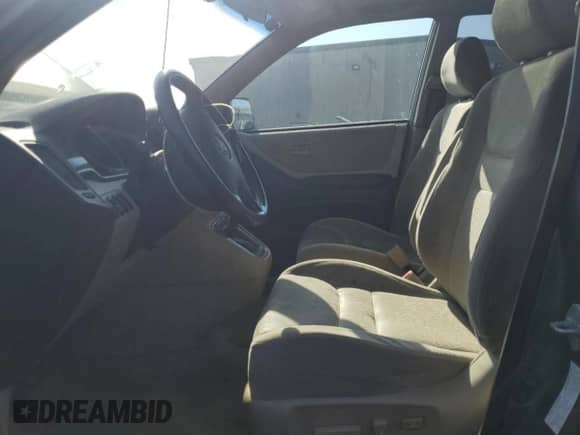 2001 Toyota Highlander с VIN JTEHF21A210025189, выставлен на аукционе Copart как лот 68777995 с пробегом 228 350 миль миль и Чистый • Clean title. История ставок и продаж доступна на DreamBid. Изображение 7.