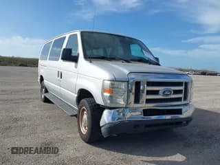✅ 2012 Ford Econoline Passenger XL • VIN: 1FBNE3BL5CDB33676 • Лот: 40849233. Опубликован ранее на IAAI с пробегом Не указан. Бесплатный доступ к архиву аукционных продаж из США и подробный отчёт об истории автомобиля на DreamBid. Изображение 1.
