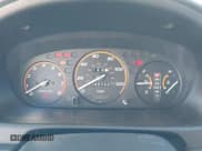 ✅ 2000 Honda CR-V LX • VIN: JHLRD1842YC045611 • Lot: 43357624. Wystawiony na IAAI z przebiegiem 265 799 mil. Bezpłatny archiwum sprzedaży aukcyjnych z USA i szczegółowy raport historii pojazdu na DreamBid. Zdjęcie 7.