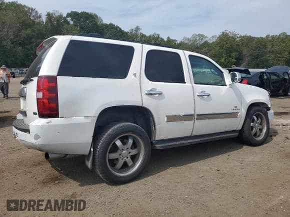 ✅ 2010 Chevrolet Tahoe LT • VIN: 1GNMCBE38AR231899 • Lot: 83755105. Listed on Copart with 194,215 mi. Free auction sales archive from the USA and detailed vehicle history report at DreamBid. Image 3.
