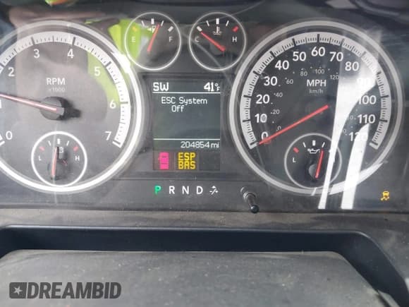 ✅ 2010 Dodge 1500 SLT • VIN: 1D7RV1GT7AS137785 • Lot: 41519997. Wystawiony na IAAI z przebiegiem 204 854 mil. Bezpłatny archiwum sprzedaży aukcyjnych z USA i szczegółowy raport historii pojazdu na DreamBid. Zdjęcie 7.