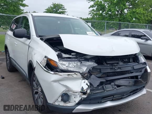 2016 Mitsubishi Outlander SE с VIN JA4AZ3A39GZ035527, выставлен на аукционе IAAI как лот 42526052 с пробегом 72 547 миль миль и . История ставок и продаж доступна на DreamBid. Изображение 1.