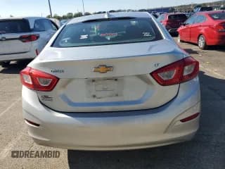 ✅ 2017 Chevrolet Cruze LT • VIN: 1G1BE5SM1H7241181 • Lot: 82455525. Wystawiony na Copart z przebiegiem 153 636 mil. Bezpłatny archiwum sprzedaży aukcyjnych z USA i szczegółowy raport historii pojazdu na DreamBid. Zdjęcie 6.