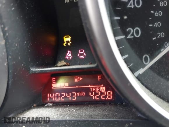 ✅ 2012 Mazda 5 Sport • VIN: JM1CW2BL6C0130500 • Lot: 42258823. Listed on IAAI with 140,243 mi. Free auction sales archive from the USA and detailed vehicle history report at DreamBid. Image 16.