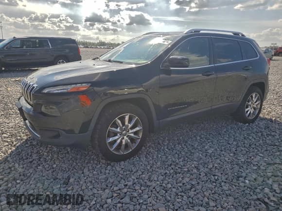 ✅ 2015 Jeep Cherokee Limited • VIN: 1C4PJMDB8FW757359 • Lot: 93353605. Listed on Copart with 104,457 mi. Free auction sales archive from the USA and detailed vehicle history report at DreamBid. Image 1.