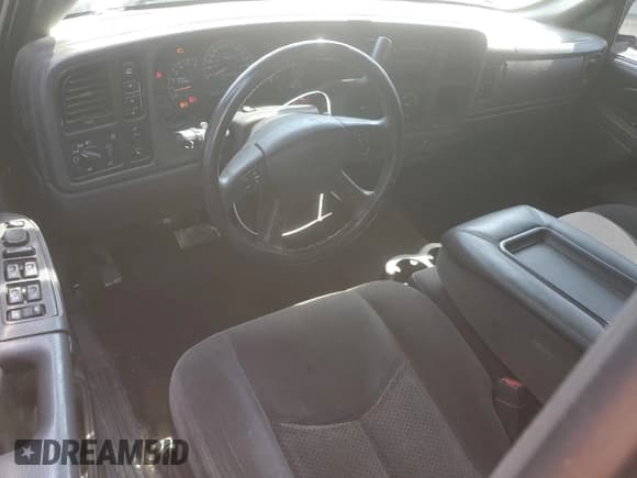 ✅ 2006 Chevrolet Silverado 1500 LT1 • VIN: 2GCEK13T161159098 • Лот: 68967944. Опубликован ранее на Copart с пробегом 169 058 миль. Бесплатный доступ к архиву аукционных продаж из США и подробный отчёт об истории автомобиля на DreamBid. Изображение 8.