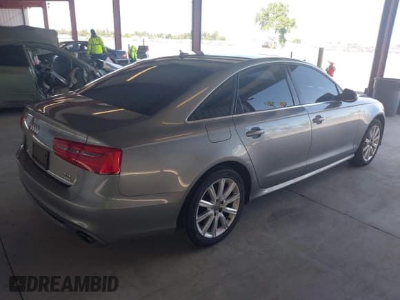 ✅ 2012 Audi A6 Prestige • VIN: WAUHGAFC6CN080091 • Lot: 41964023. Listed on IAAI with 166,334 mi. Free auction sales archive from the USA and detailed vehicle history report at DreamBid. Image 4.