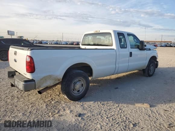 ✅ 2014 Ford F-250 XL • VIN: 1FT7X2A66EEB01269 • Lot: 41868165. Listed on Copart with 145,259 mi. Free auction sales archive from the USA and detailed vehicle history report at DreamBid. Image 3.