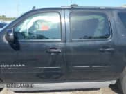 ✅ 2011 Chevrolet Suburban LT • VIN: 1GNSCJE05BR215667 • Lot: 42542649. Wystawiony na IAAI z przebiegiem 136 902 mil. Bezpłatny archiwum sprzedaży aukcyjnych z USA i szczegółowy raport historii pojazdu na DreamBid. Zdjęcie 15.