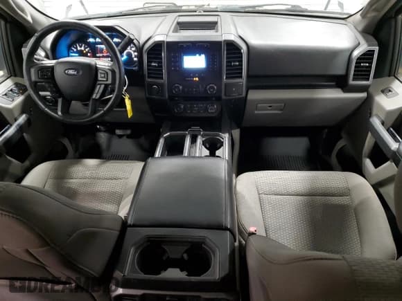 ✅ 2018 Ford F-150 XLT • VIN: 1FTEW1E5XJKD86401 • Lot: 57275145. Wystawiony na Copart z przebiegiem 152 771 mil. Bezpłatny archiwum sprzedaży aukcyjnych z USA i szczegółowy raport historii pojazdu na DreamBid. Zdjęcie 8.