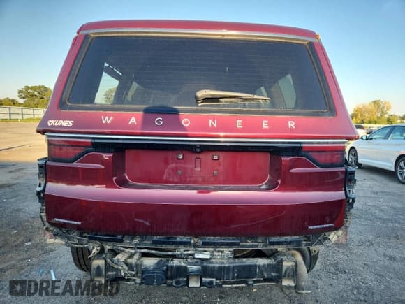 ✅ 2023 Jeep Wagoneer Series III • VIN: 1C4SJVDP3PS571443 • Лот: 81188545. Опубликован ранее на Copart с пробегом 32 717 миль. Бесплатный доступ к архиву аукционных продаж из США и подробный отчёт об истории автомобиля на DreamBid. Изображение 6.