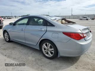 ✅ 2011 Hyundai Sonata Limited • VIN: 5NPEC4AC2BH173103 • Lot: 73710894. Listed on Copart with 111,428 mi. Free auction sales archive from the USA and detailed vehicle history report at DreamBid. Image 2.