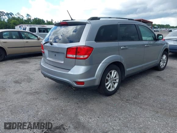 ✅ 2017 Dodge Journey SXT • VIN: 3C4PDDBG3HT618366 • Lot: 42762985. Wystawiony na IAAI z przebiegiem 209 240 mil. Bezpłatny archiwum sprzedaży aukcyjnych z USA i szczegółowy raport historii pojazdu na DreamBid. Zdjęcie 4.