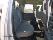 ✅ 2018 Ram 1500 Tradesman • VIN: 1C6RR6FTXJS133279 • Lot: 81083455. Wystawiony na Copart z przebiegiem 58 559 mil. Bezpłatny archiwum sprzedaży aukcyjnych z USA i szczegółowy raport historii pojazdu na DreamBid. Zdjęcie 10.