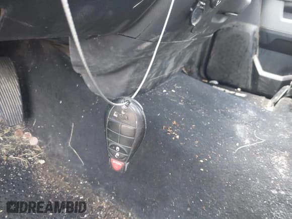 ✅ 2014 Ram 1500 Tradesman • VIN: 3C6JR6DT4EG186606 • Lot: 42640415. Wystawiony na IAAI z przebiegiem 113 110 mil. Bezpłatny archiwum sprzedaży aukcyjnych z USA i szczegółowy raport historii pojazdu na DreamBid. Zdjęcie 11.