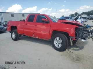 ✅ 2019 Chevrolet Silverado 1500 LT • VIN: 2GCVKPECXK1177643 • Lot: 67983394. Wystawiony na Copart z przebiegiem Nie podano. Bezpłatny archiwum sprzedaży aukcyjnych z USA i szczegółowy raport historii pojazdu na DreamBid. Zdjęcie 4.