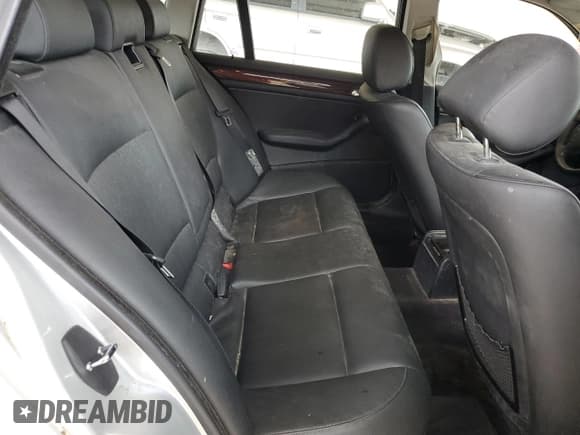 ✅ 2004 BMW 3 Series 325xi • VIN: WBAEP33474PF04382 • Lot: 70467775. Listed on Copart with 69,842 mi. Free auction sales archive from the USA and detailed vehicle history report at DreamBid. Image 11.