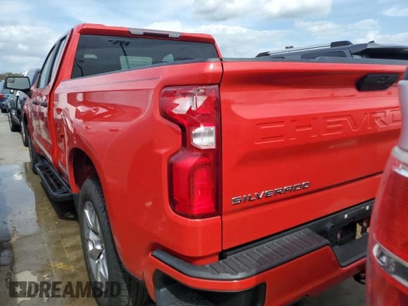 ✅ 2020 Chevrolet Silverado 1500 Custom • VIN: 1GCRWBEF9LZ194252 • Lot: 74852424. Wystawiony na Copart z przebiegiem Nie podano. Bezpłatny archiwum sprzedaży aukcyjnych z USA i szczegółowy raport historii pojazdu na DreamBid. Zdjęcie 6.